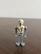 LEGO Star Wars 2-1B Medical Droid MINT sw0936 Tan Minifigure