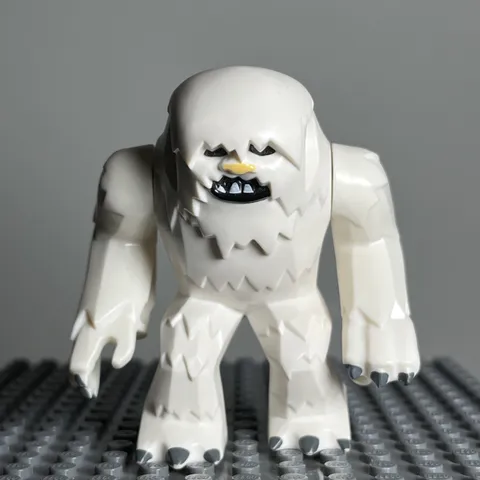 LEGO Star Wars Wampa Minifigure 8089 Hoth Wampa Cave - Genuine - No Horns - 1P
