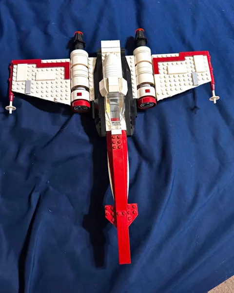 LEGO Star Wars set 75004: 100% complete build: No Minifigs! Build only
