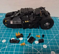 LEGO Super Heroes: Batmobile Tumbler: Scarecrow Showdown (76239) Pieces