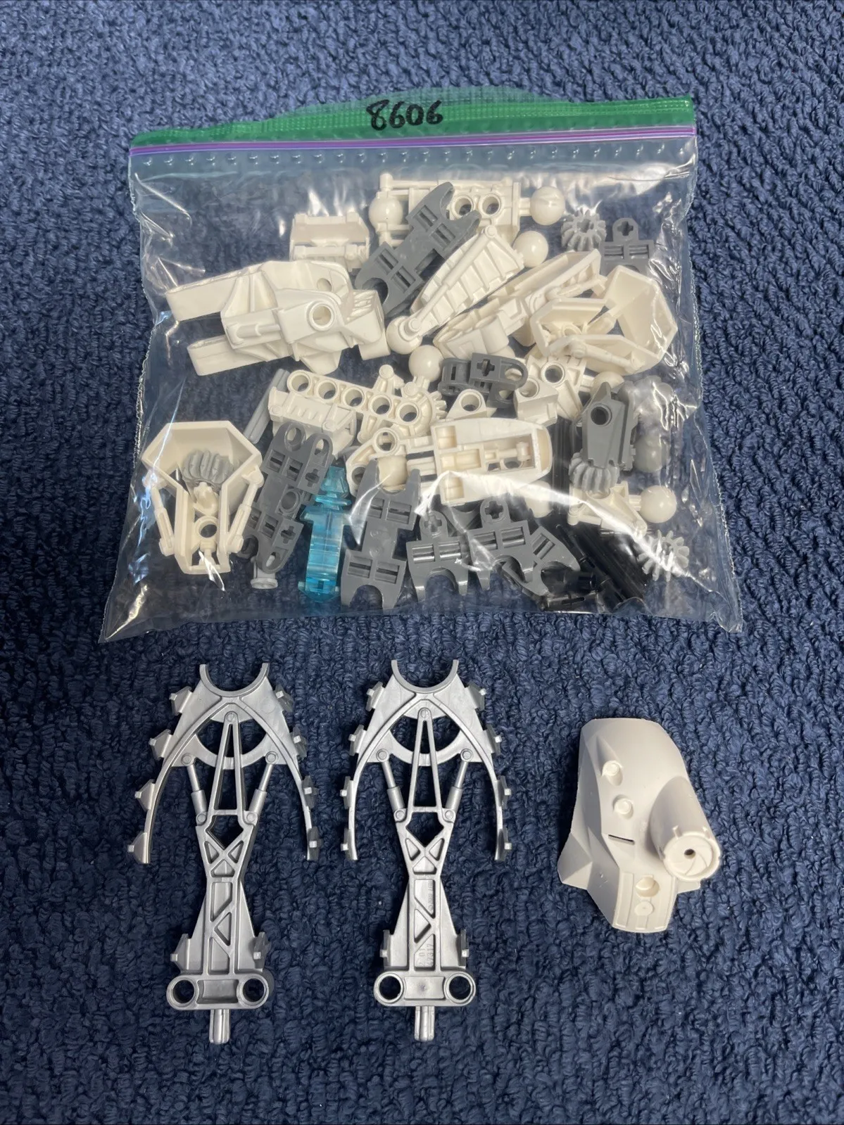LEGO Bionicle Toa Metru 8606 Toa Nuju 100% Complete