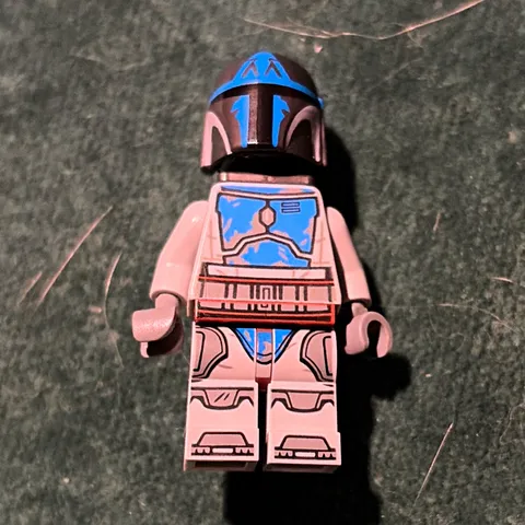 LEGO Minifigure Figure Gray Armor w/ Blue Helmet & Jetpack Plastic (Single)