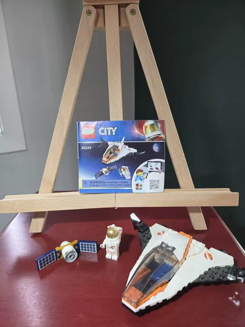 LEGO City Space 60224 Satellite Service Mission 84pcs no box w/ Manual