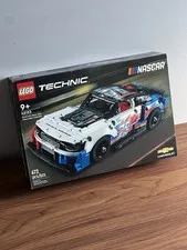 LEGO 42153 Technic NASCAR Chevrolet Camaro ZL1 – Factory Sealed – Retired