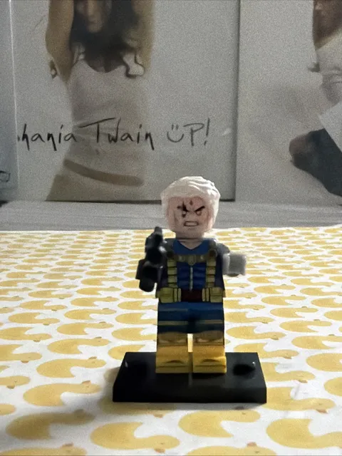 CABLE LEGO MINIFIG FIGURE uncanny x-men '97 classic suit x-force josh brolin