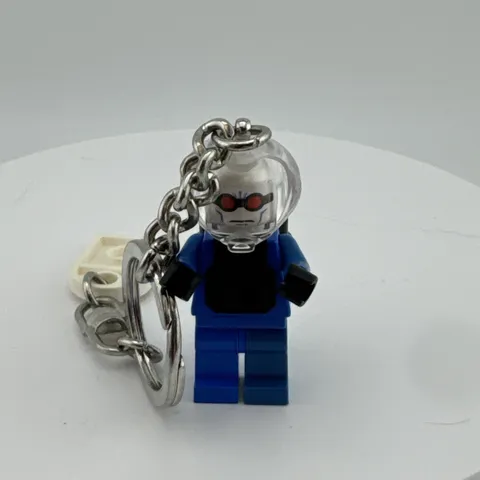 LEGO Batman Mr. Freeze Minifigure Key Chain 852131 RARE 2006 OG