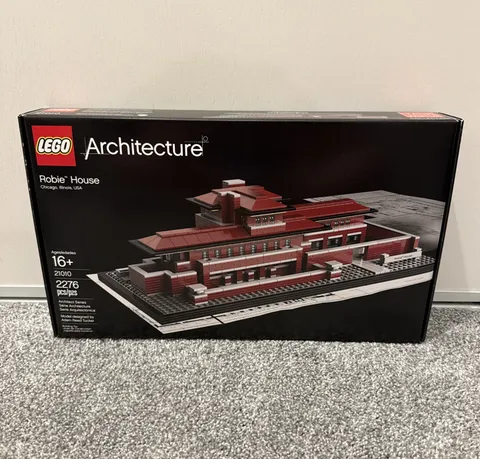 LEGO 21010 Architecture Robie House Factory sealed Retired Rare Set Great Box