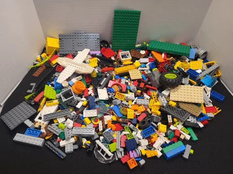 4 OF 6 LEGO LOTS VERY GOOD CONDITION MIXED BLOCKS WHEELS ALL LEGO BRAND
