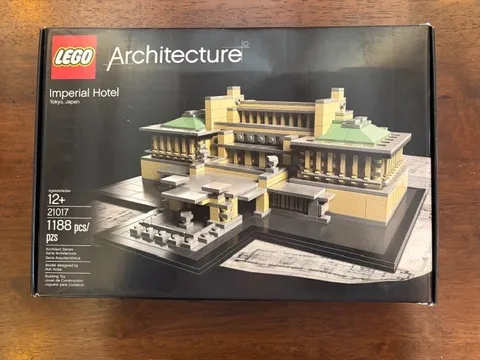 LEGO ARCHITECTURE: Imperial Hotel (21017)