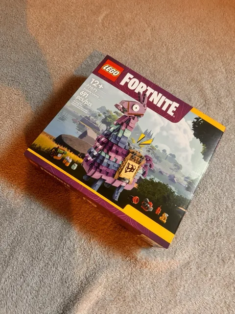 LEGO Fortnite Supply Llama 77071 Building Set 691 Pieces Ages 12+