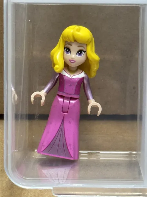 LEGO Minifigure - Disney Aurora - Dark Pink Dress - No dis153 - QTY 1