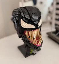 LEGO Marvel Venom Bust Display Model 76187 565pc 18+ Without Box