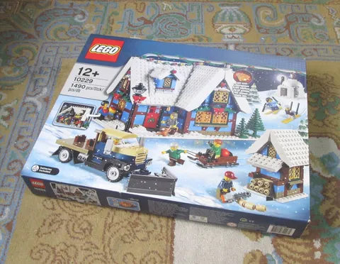 LEGO 10229 Creator Holiday & Event Winter Village Cottage Building Set