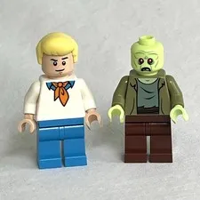 Lego Fred Jones & Zombie Zeke Minifigure Scooby-Doo Set 75902 Mystery Machine