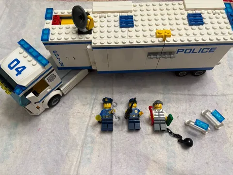 LEGO City Set #60044 Mobile Police Unit 100% Complete!