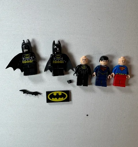Lego DC Batman Superman Minifigures Lot Of 5 Plus Extras Superhero Movies Comics