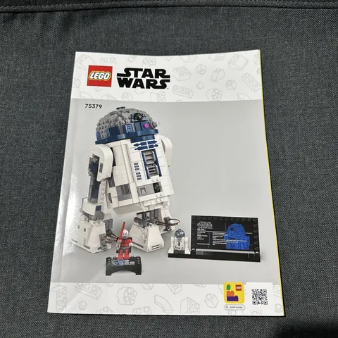 Like New LEGO R2-D2 (75379) MANUAL ONLY