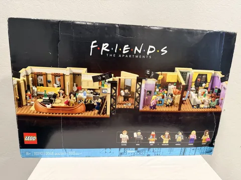 LEGO Icons: The Friends Apartments (10292)