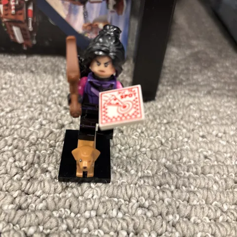 LEGO Kate Bishop Marvel Studios Collectible Minifigure CMF Series 2
