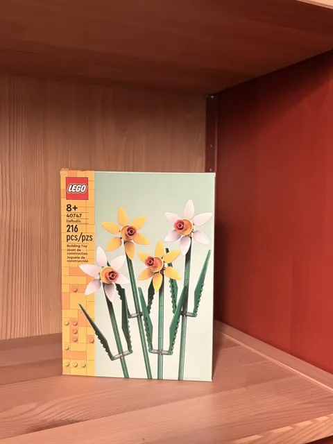 LEGO Flower Set (Daffodils) – Brand New & Sealed (216 Pieces) 🌼