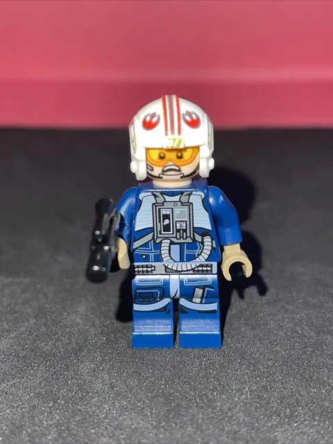 LEGO Star Wars Rebel Pilot Y-Wing Minifigure Rogue - One Jumpsuit