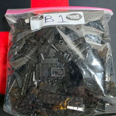 Bulk Legos 1Lb 8OZ Black     You get exactly what is pictured       B1