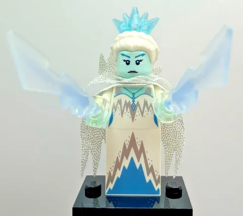 LEGO 71013 CMF Series 16 Ice Queen Minifigure col16-1 Complete New Castle