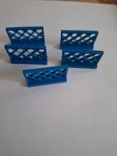 No 327.  5x Lego Fence Grids 3185 1x4x2 Blue