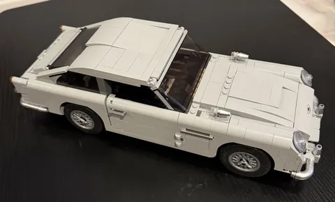 LEGO 10262 James Bond Aston Martin