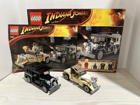 LEGO Indiana Jones: Shanghai Chase (7682) Cars Complete No Minifigures W/ Box