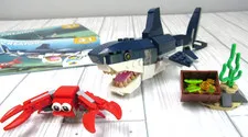 LEGO Creator 3 in 1 31088 Deep Sea Creatures Shark Lobster Angler Fish Squid Q
