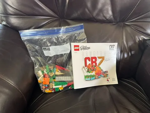 LEGO® Editions Cristiano Ronaldo  Soccer Highlights - 43012