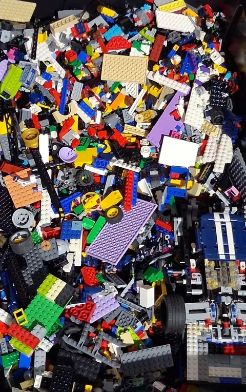 FREE PIECES ALL MONTH! 200+ Pieces 15+ Colors Color Sorted Washed/Sanitized Lego