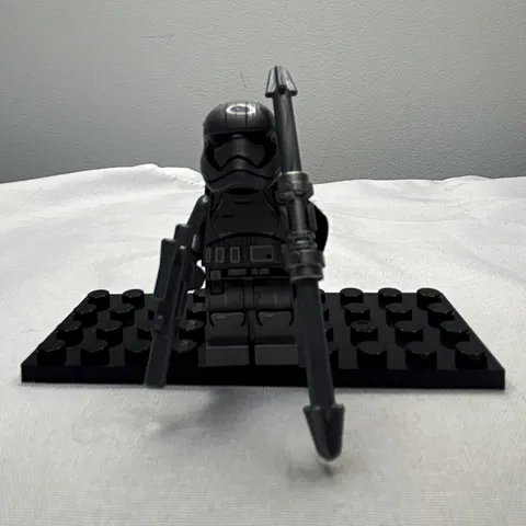 LEGO Minifigure Captain Phasma Star Wars w/ accessories🔥