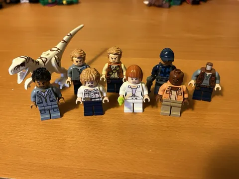 Lego Jurassic World Park Lot - 7 Minifigures - Dinosaur - Good Condition! LOOK👀