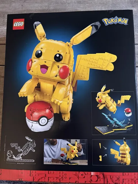 LEGO Pokémon Pikachu and Poké Ball 72152, 2050 Pieces, 18+ Complete Set Damaged