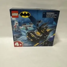 New LEGO Super Heroes: Batman & Batmobile Vs. Mr. Freeze 76301 Lego Juniors