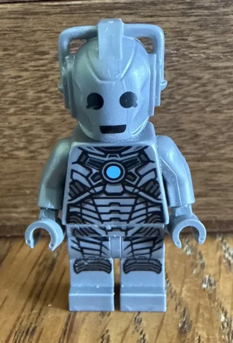 LEGO - CYBERMAN - MINIFIGURE FROM DOCTOR WHO 2016 dim014