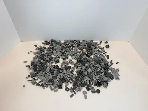 LEGO Mixed Bricks and Pieces Lot Of Over 500 Small Pieces Shades Of Grey