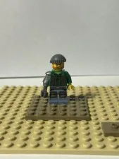 Lego Jack McHammer 9465 9468 Monster Fighters Minifigure                   (T5)