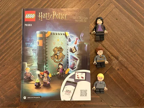 LEGO Harry Potter: Hogwarts Moment: Potions Class (76383) *Complete Set*