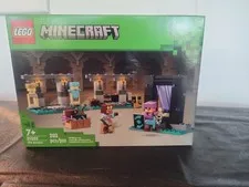 LEGO Minecraft: The Armory Building Set (21252) In Box Sealed 203 Pieces 2024