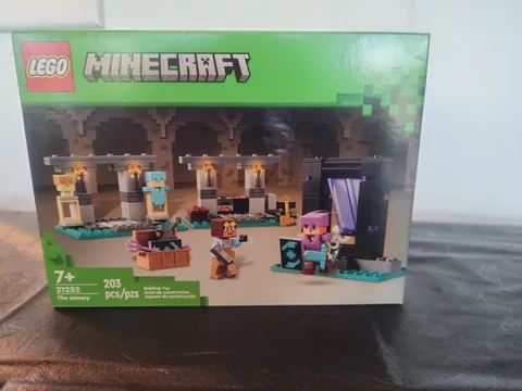 LEGO Minecraft: The Armory Building Set (21252) In Box Sealed 203 Pieces 2024