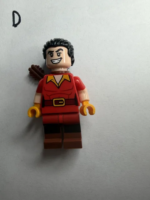 LEGO Gaston Villian Icons Minifigure Disney 100 Beauty & Beast 43227 NEW dis129