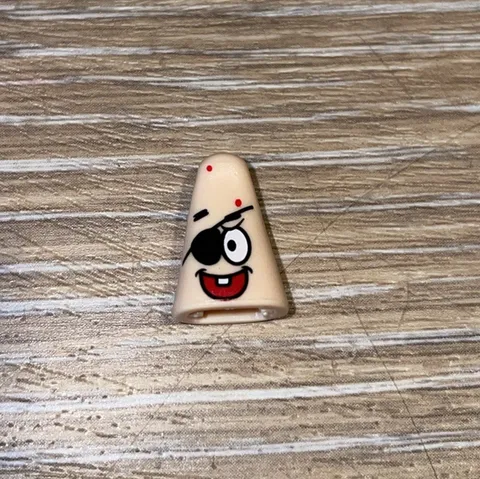 LEGO - Spongebob - Minifigure Patrick Head Pirate. Head Only