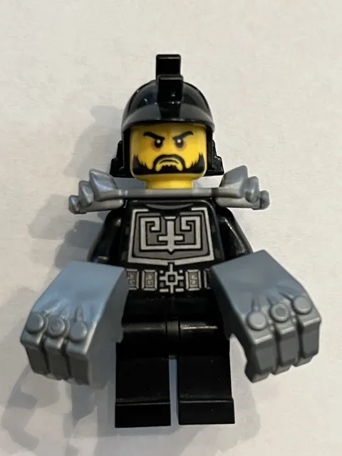 LEGO NINJAGO Tournament of Elements - Karlof w Fists Minifigure (njo0118a)