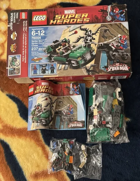 LEGO Marvel Super Heroes Spider-Man Spider-Cycle Chase (76004) Not Complete