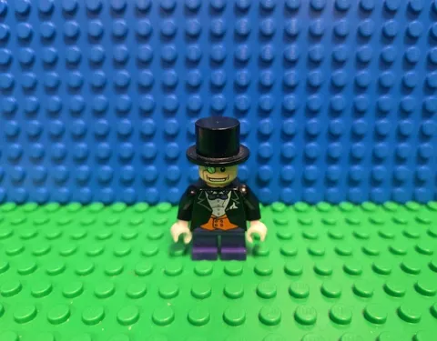 Lego Penguin Minifigure bat010 7783 7785 Batman 2006 CMF Lot Rare Vintage HTF 