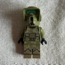 LEGO Camouflage Soldier Minifigure Plastic Figure Tan/Olive w/ Helmet Headgear