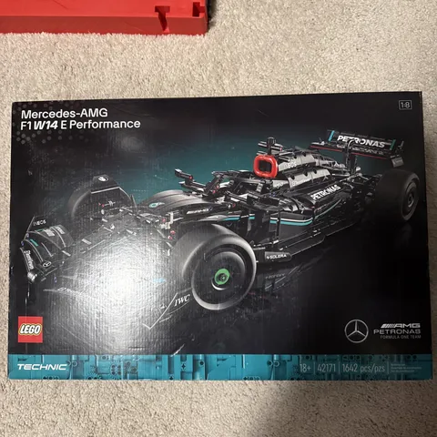 LEGO TECHNIC: Mercedes-AMG F1 W14 E Performance (42171) - BRAND NEW IN BOX 